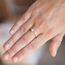 14KT Yellow Gold Diamond Pearl Tastemaker Ring