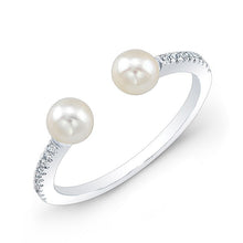 14KT White Gold Diamond Pearl Tastemaker Ring