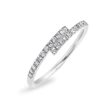 14KT White Gold Diamond Ridge Ring