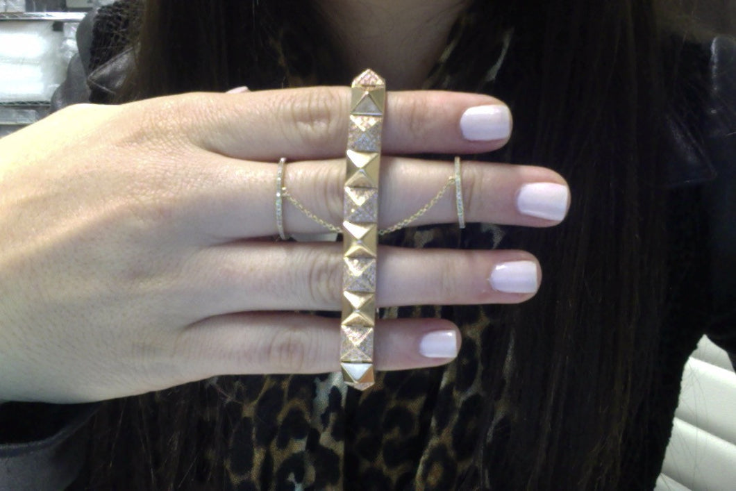 NOL: 14KT Yellow Gold Diamond Diamond Pyramid Bracelet