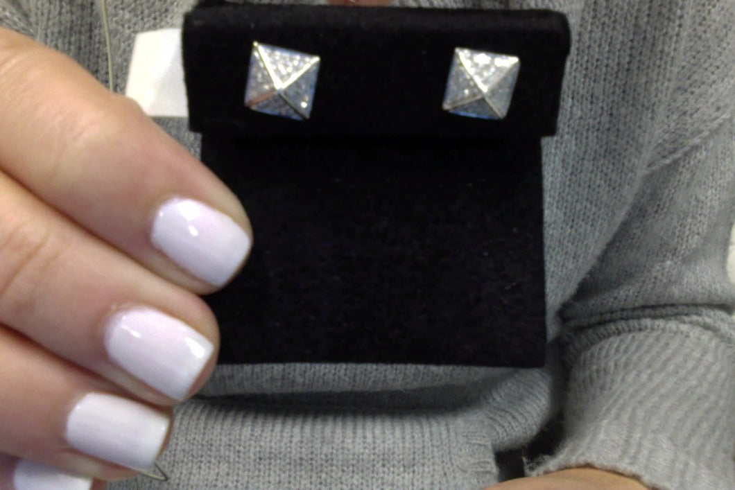 NOL: 14KT White Gold All Diamond Pyramid Stud Earrings