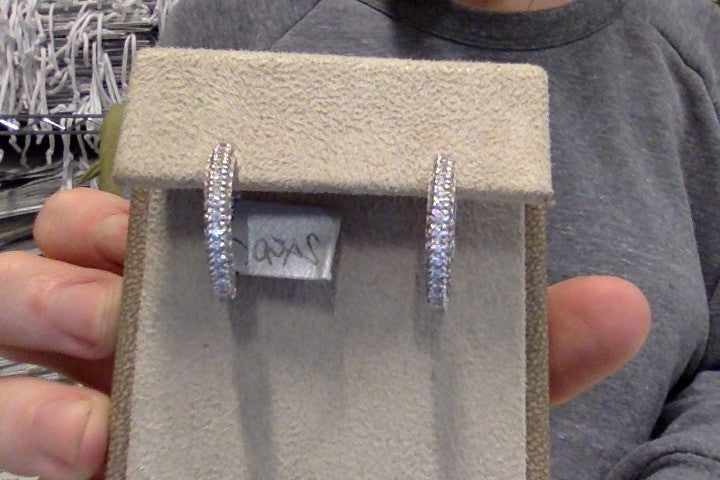 14KT White Gold Diamond Thick Tiny Oval Hoops