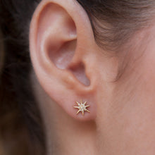 14KT White Gold Diamond Glimmer Star Stud Earrings