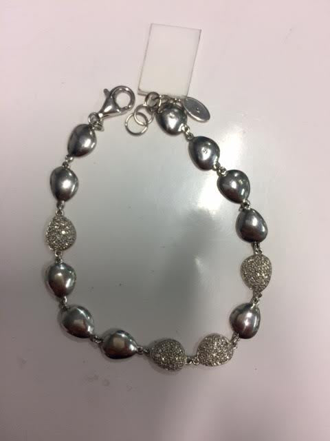 14KT White Gold Diamond Roll Bracelet